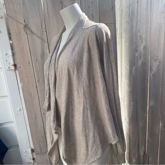 All Saints silk and wool blend sand color cardigan size 6 - Picture 2 of 8